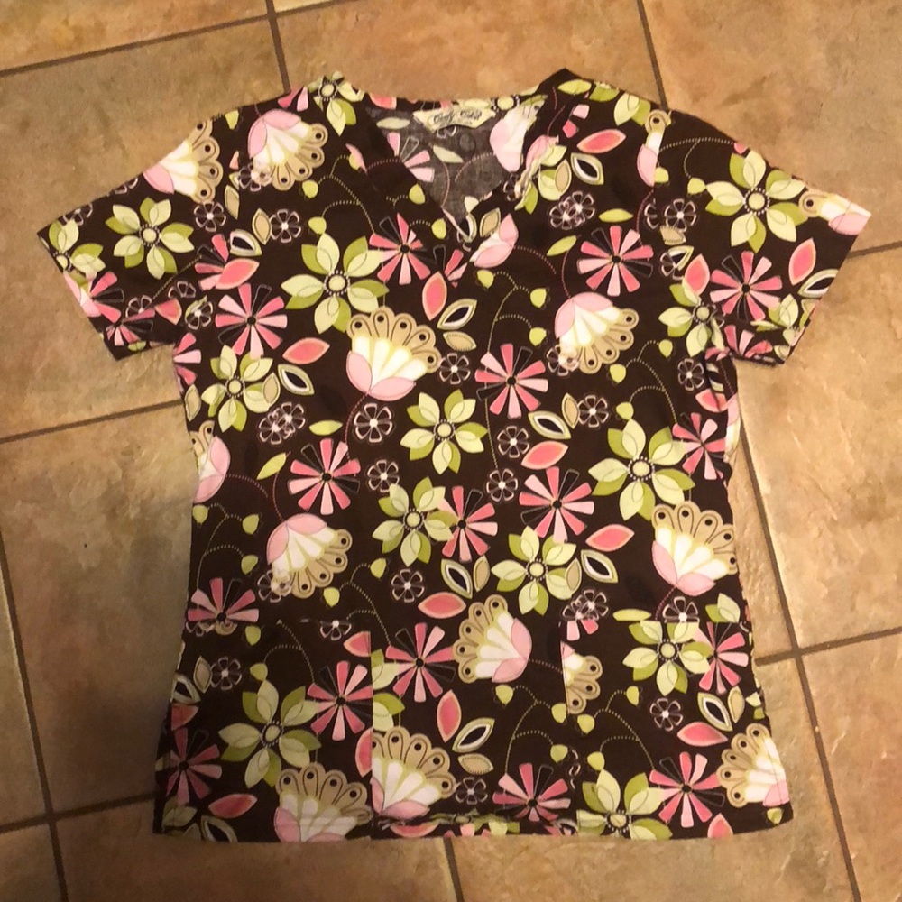 XS scrub top